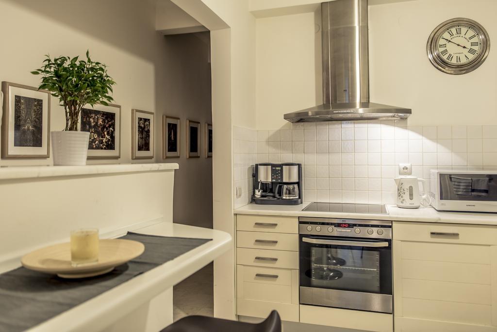 Elegant Supercentral Apartment Salonicco Esterno foto